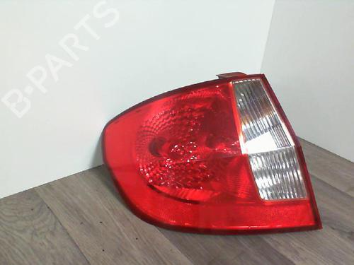 Used Left taillight HYUNDAI GETZ (TB) 1.1 (67 hp) 30312075