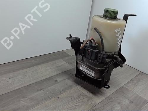 Used Steering pump Steering pump SEAT IBIZA IV (6J5, 6P1) 1.6 TDI (90 hp) 30534825 30534825