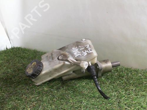 Used Brake master cylinder FORD FOCUS II (DA_, HCP, DP) 1.6 TDCi (90 hp) 21855082