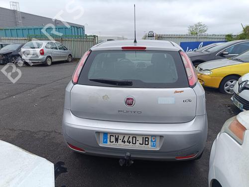 Used Parts FIAT PUNTO EVO (199_) 1.3 D Multijet (199AXC1A, 199BXC1A, 199AXT1A, 199BXT1A) (75 hp) 2944088