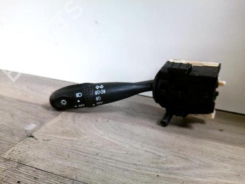 switch-toyota-corolla-_e12_-2001-2002-2003-2004-2005-2006-2007-2008-36369368 main image