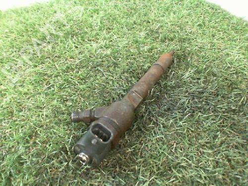 Used Injector Injector FIAT 500 (312_) 1.3 D Multijet (312AXB1A) (75 hp) 27304437 27304437