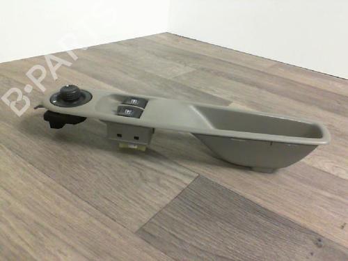 Left front window switch RENAULT ZOE (BFM_) ZOE | BP30591056I27