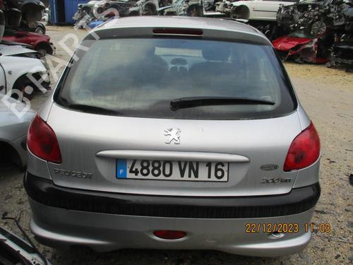 Left headlight PEUGEOT 206 Hatchback (2A/C) 1.4 HDi eco 70 | BP22180394C28 