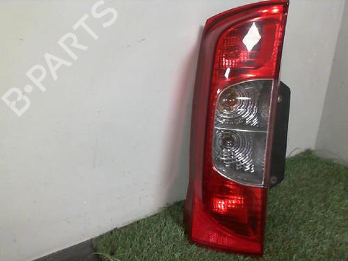 Used Left taillight FIAT QUBO (225_) 1.3 D Multijet (225CXB1A, 225AXB1A, 225CXB11, 225AXB11,... (75 hp) 29407116