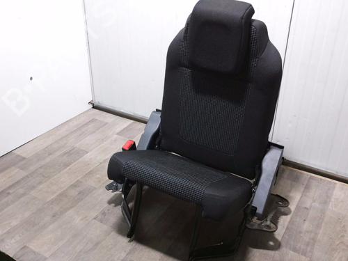 Banco traseiro (3ª fila) PEUGEOT 5008 (0U_, 0E_) 2.0 HDi 150 / BlueHDi 150 | BP31019179I24