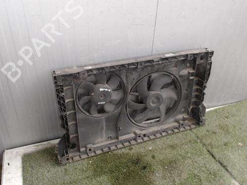 Used Radiator fan Radiator fan 21388709 21388709