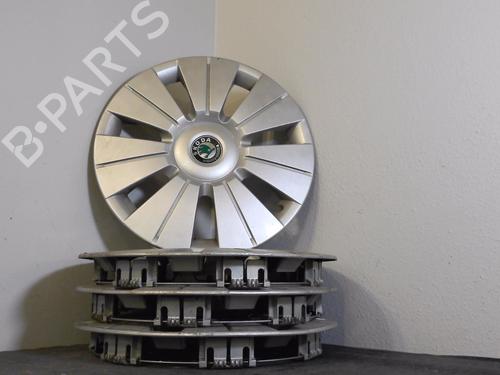 Hub cap SKODA FABIA I (6Y2) 1.9 TDI | BP28188075C160 