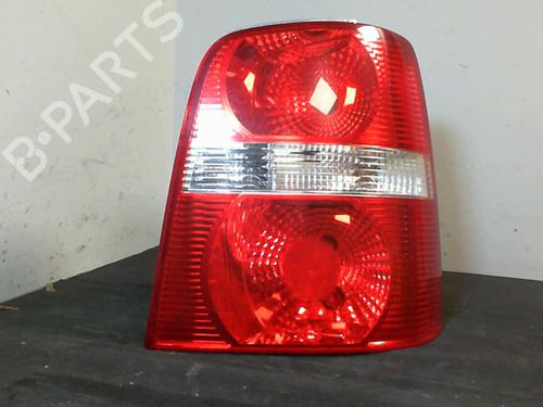 Used Right taillight VW TOURAN (1T1, 1T2) 1.9 TDI (105 hp) 21857369
