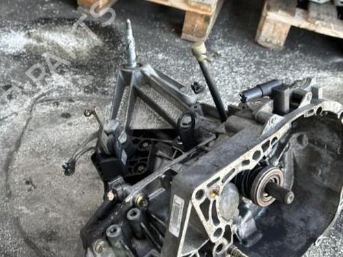 Used Gearbox RENAULT SCÉNIC II (JM0/1_) 1.5 dCi (JM0F) (82 hp) 21856932