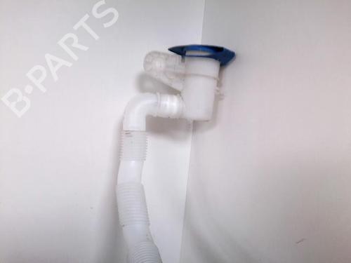 windscreen-washer-tank-audi-a3-sportback-8pa-2004-2005-2006-2007-2008-2009-2010-2011-2012-2013-2014-2015-36379585 main image