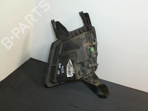 Used Right front fog light Right front fog light PEUGEOT 407 (6D_) 1.6 HDi 110 (6D9HZC, 6D9HYC) (109 hp) 21856563 21856563