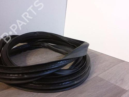 rubber-door-seal-renault-clio-v-b7_-2019-36029112 main image