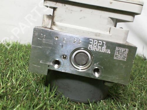 Used ABS pump ABS pump CITROËN C3 II (SC_) 1.4 HDi 70 (SC8HZC, SC8HR0, SC8HP4) (68 hp) 23041987 23041987