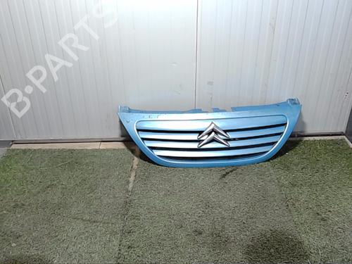 Used Grille CITROËN C3 I (FC_, FN_) 1.4 i (73 hp) 27368155