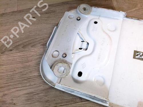 fuel-flap-dacia-lodgy-js_-2012-33682165 main image