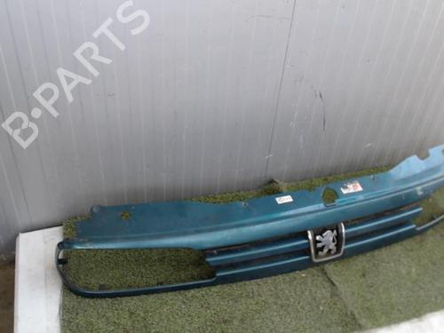 Used Grille Grille 20877880 20877880