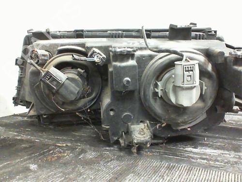 Used Right headlight Right headlight BMW 3 (E46) 320 d (129 hp) 24409143 24409143