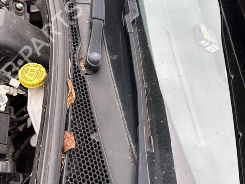 Used Front wiper motor Front wiper motor PEUGEOT 2008 I (CU_) 1.2 THP 110 / PureTech 110 (110 hp) 22596791 22596791