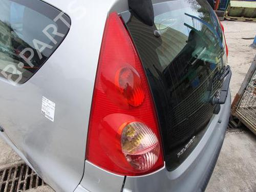 Used Left taillight PEUGEOT 107 (PM_, PN_) 1.4 HDi (54 hp) 20878190