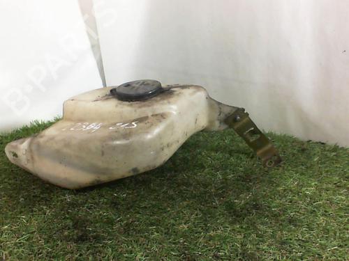 Used Windscreen washer tank PEUGEOT 205 II (20A/C) 1.7 Diesel (60 hp) 21855136