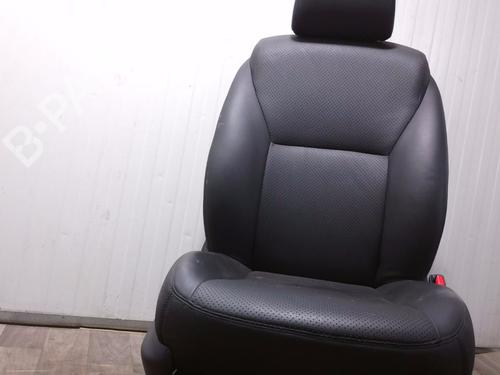 Used Right front seat Right front seat TOYOTA AURIS (_E15_) 1.6 (ZRE151_, ZRE151R) (124 hp) 35998306 35998306