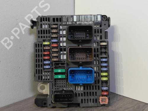 Used Fuse box PEUGEOT 308 SW II (LC_, LJ_, LR_, LX_, L4_) 2.0 BlueHDi 150 (150 hp) 31256893