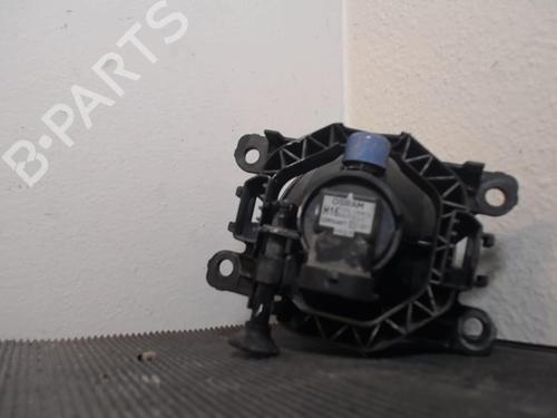right-front-fog-light-renault-megane-iv-hatchback-b9amn_-15-dci-90-b9a1-r26150009-2015-22409293 main image
