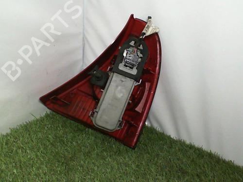 Used Left taillight RENAULT CLIO II (BB_, CB_) 1.5 dCi (B/CB07) (65 hp) 21855795