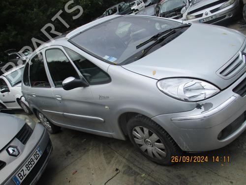Left headlight CITROËN XSARA PICASSO (N68) 2.0 HDi | BP20878412C28 