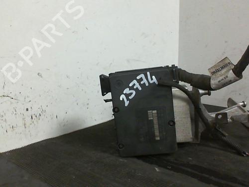Used ABS pump MERCEDES-BENZ C-CLASS (W203) C 220 CDI (203.006, 203.008) (143 hp) 21390694
