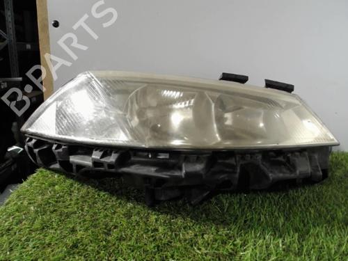 Used Right headlight RENAULT MEGANE II (BM0/1_, CM0/1_) 1.5 dCi (BM1E, CM1E) (106 hp) 21853034