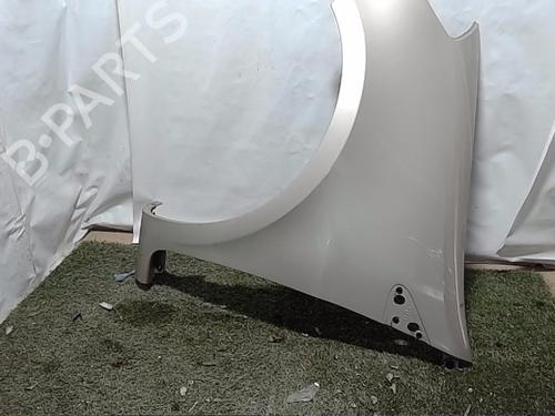 Used Left front fenders Left front fenders RENAULT CLIO III (BR0/1, CR0/1) 1.5 dCi (BR17, CR17) (86 hp) 24553049 24553049