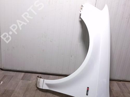 Used Left front fenders Left front fenders 37010410 37010410