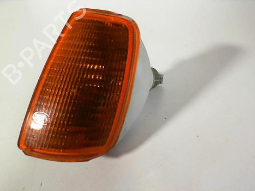 Used Left front indicator VW POLO Coupe (86C, 80) [1981-1994]  21850565