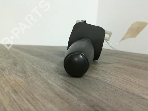 Used Steering column stalk Steering column stalk RENAULT MASTER II Van (FD) 2.5 dCi 120 (FD0M, FD0U, FD0W, FD2M, FD2W, FD3M, FD3U,... (115 hp) 30567439 30567439