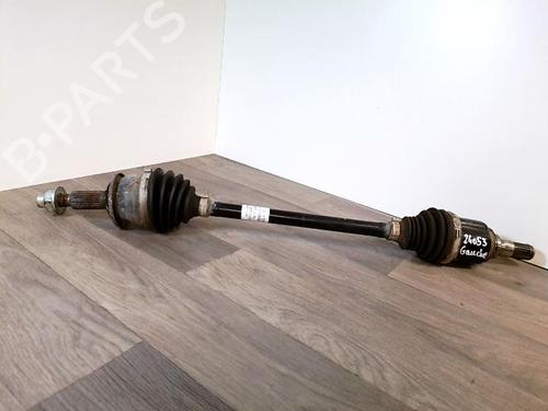 Aandrijfas links voor SUZUKI BALENO (FW, EW) 1.2 Hybrid (A1K412) (90 hp) 30675654