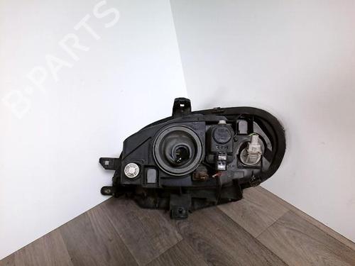 Used Right headlight Right headlight CITROËN SAXO (S0, S1) 1.5 D (58 hp) 32749626 32749626