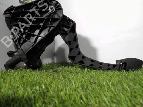 clutch-pedal-vw-golf-vi-5k1-16-tdi-2008-2009-2010-2011-2012-2013-2014-21852401 main image