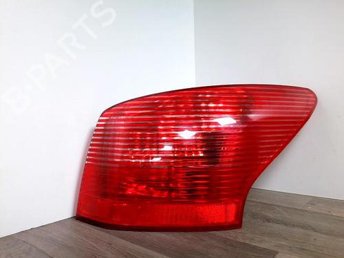 Used Right taillight PEUGEOT 407 SW (6E_, 6D_) 2.0 HDi (140 hp) 32297562