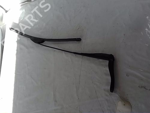 Used Front windshield wiper arm DACIA SANDERO II 1.5 dCi (90 hp) 29407060