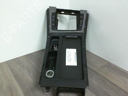 Console central VW GOLF VII (5G1, BQ1, BE1, BE2) 1.6 TDI (105 hp) 30528982