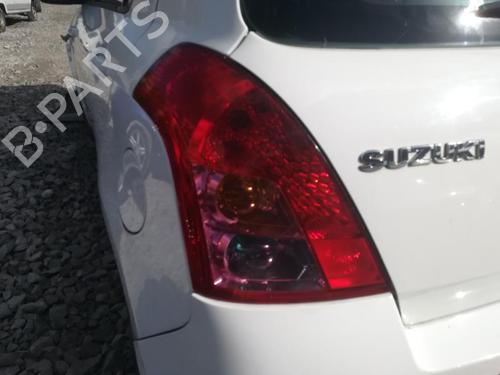 Used Left taillight SUZUKI SWIFT III (MZ, EZ) 1.3 DDiS (RS413D) (75 hp) 20878830
