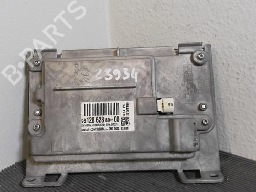 Display monitor PEUGEOT 208 I (CA_, CC_) 1.2 VTI 82 | BP28951128C48