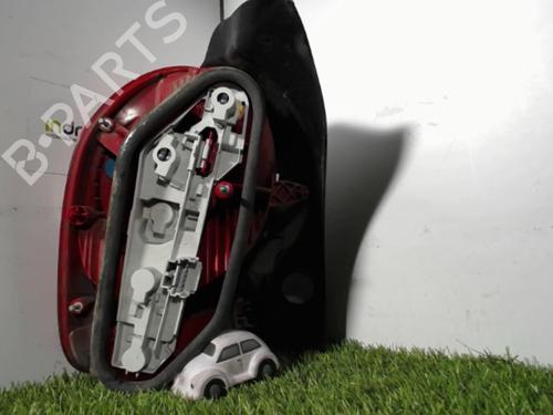 Used Right taillight Right taillight RENAULT MODUS / GRAND MODUS (F/JP0_) 1.2 (JP0C, JP0K, FP0C, FP0K, FP0P, JP0P, JP0T) (75 hp) 21852546 21852546