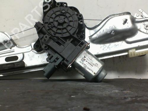 Rudehejsemekanisme Højre bagtil RENAULT MEGANE IV Hatchback (B9A/M/N_) 1.2 TCe 100 (B9MS) (100 hp) 20975992