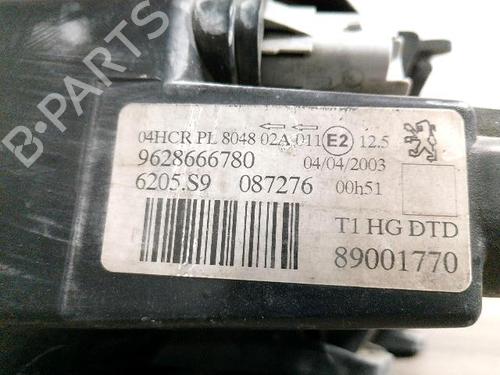 Right headlight PEUGEOT 206 Hatchback (2A/C) 1.4 HDi eco 70 | BP31956809C29 