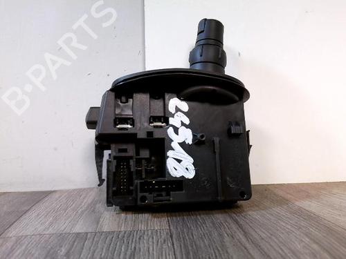 steering-column-stalk-renault-clio-iii-br01-cr01-2005-2006-2007-2008-2009-2010-2011-2012-2013-2014-32778032 main image