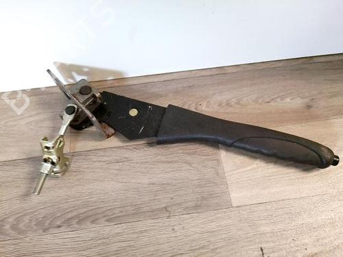 håndbremse PEUGEOT 206 Hatchback (2A/C) 1.4 HDi eco 70 (68 hp) 33174140