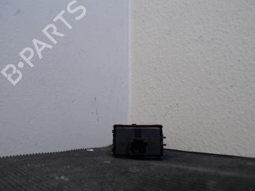 switch-renault-captur-i-j5_-h5_-2013-27221092 main image